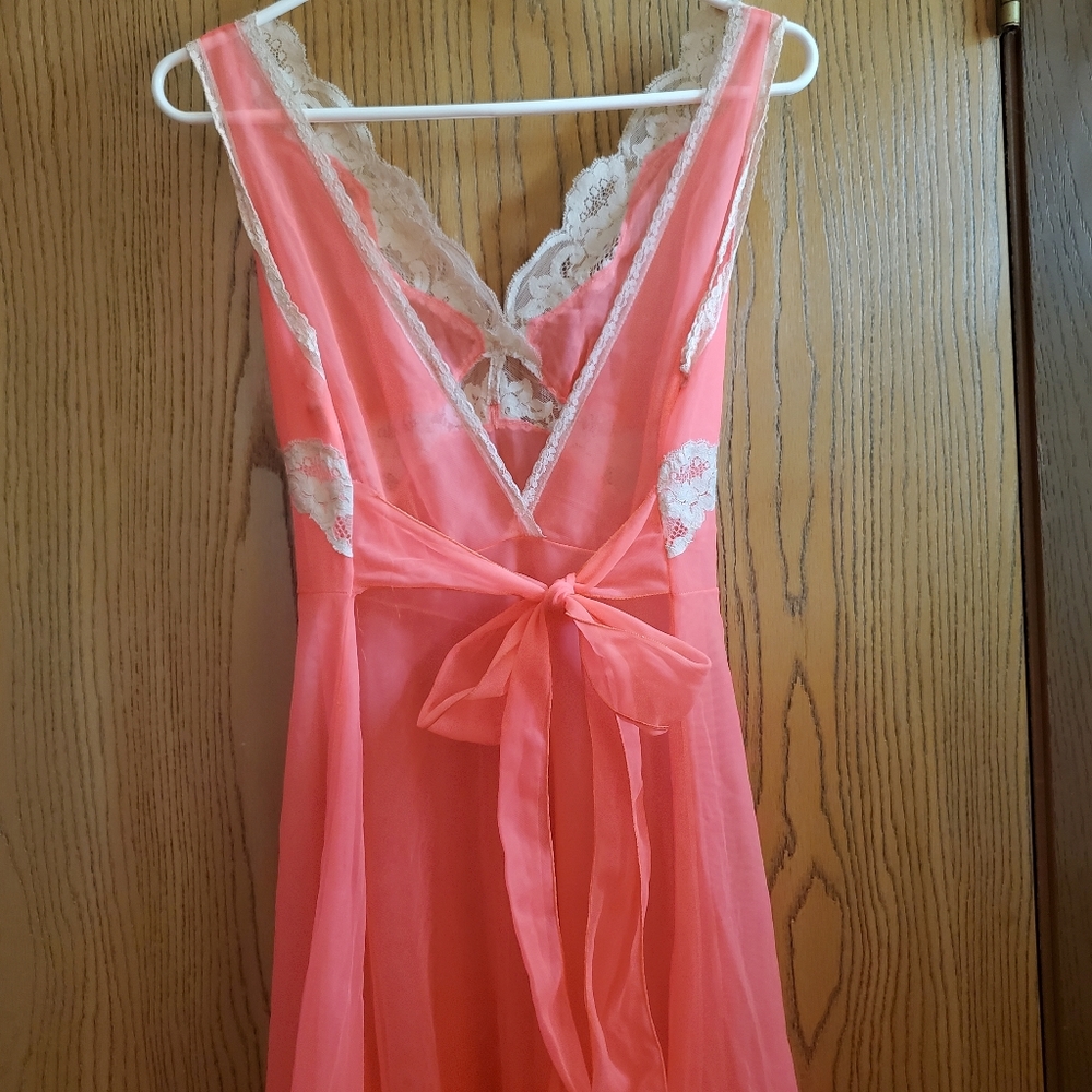 vintage 60s nightgown Barbiecore lingerie chemise - Picture 8 of 14
